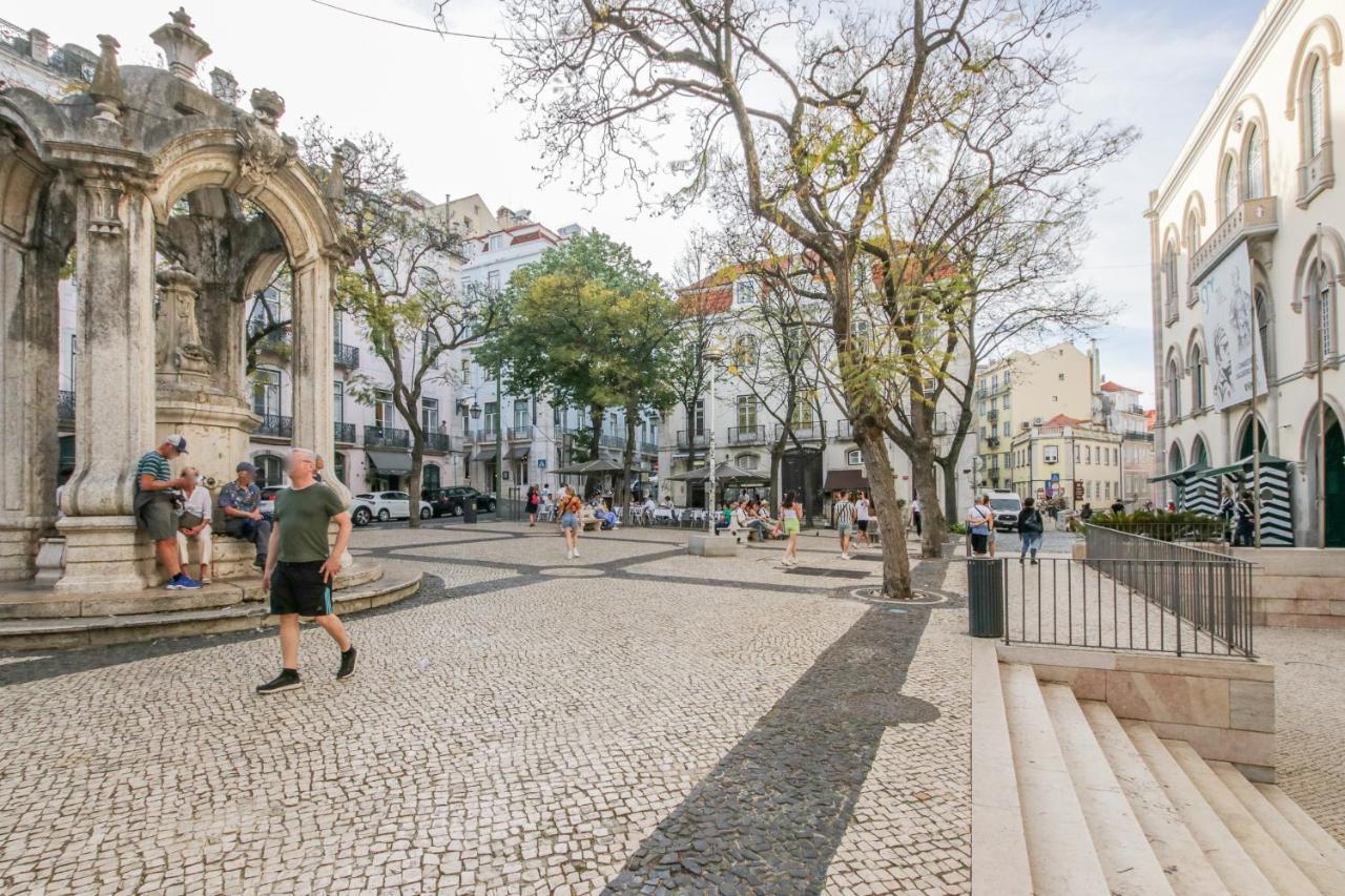 Condessa 29 E 33 *